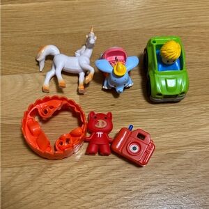 Mixed Toy Lot: Vintage Fisher-Price Little People, Piko Pig, Disney Dumbo & More